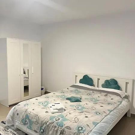 Apartment Spatios Plaza Mall, Park Drumul Taberei *