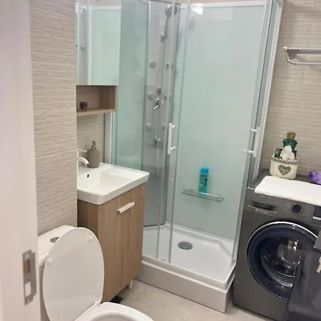 Apartment Spatios Plaza Mall, Park Drumul Taberei *